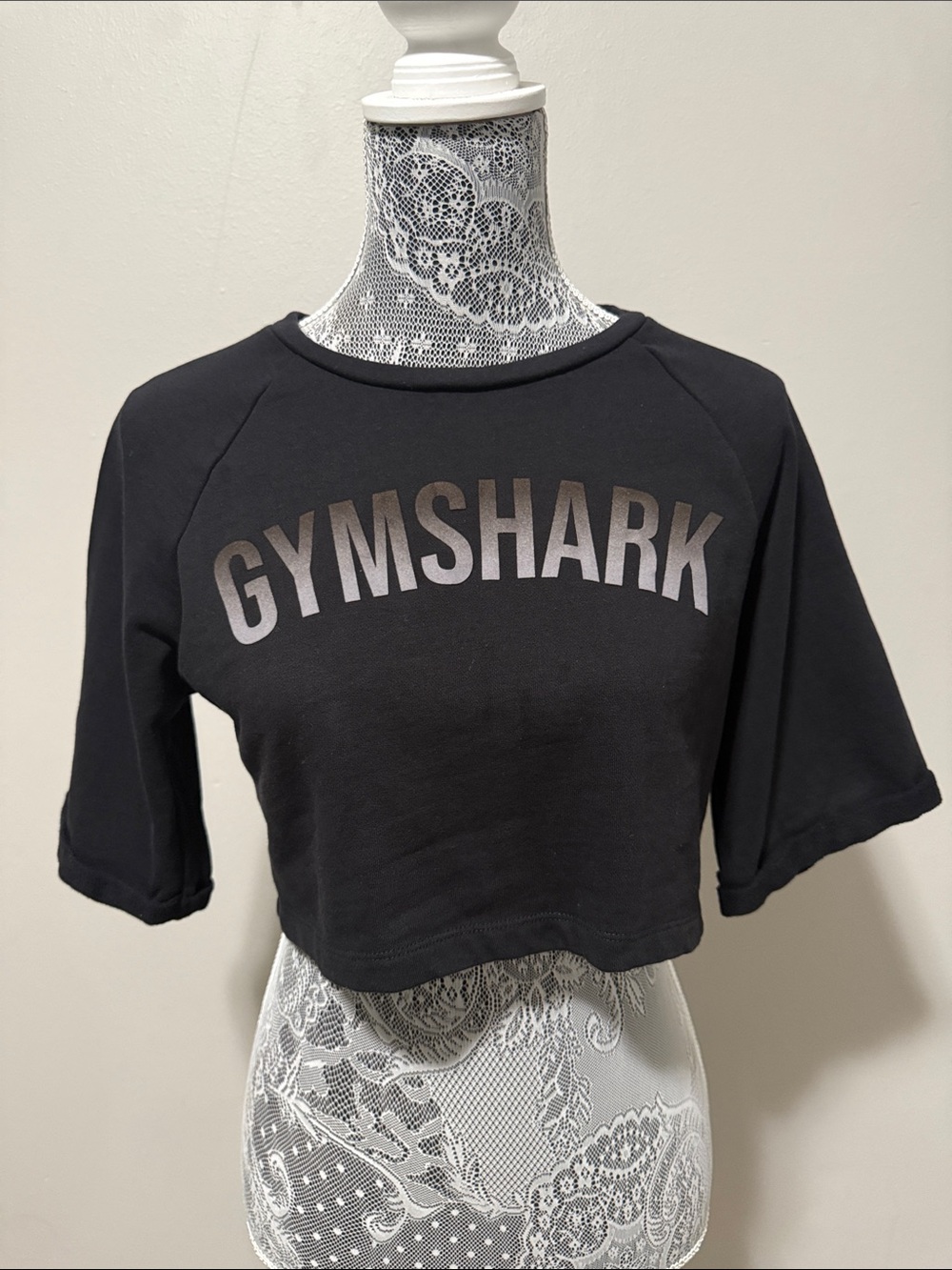 Gymshark Black Cropped Logo Tee